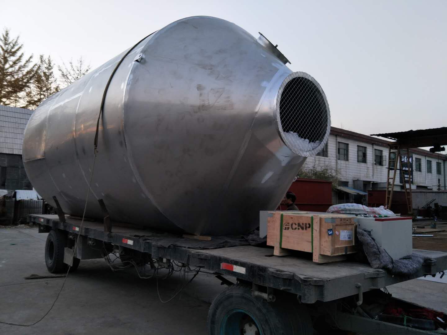 凱米特新材料棒爐、時(shí)效爐脫硝廢氣治理設(shè)備發(fā)貨